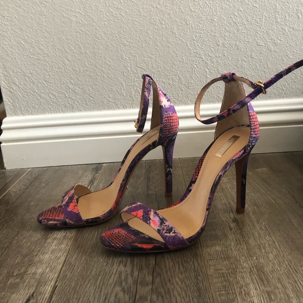 Schutz size 6.5 sandals